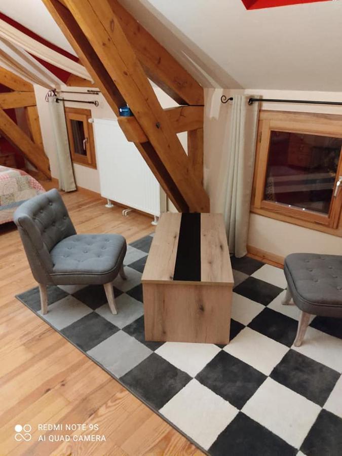 La Pierre Trouee Chambre D'Hotes Châteauneuf-de-Randon 외부 사진
