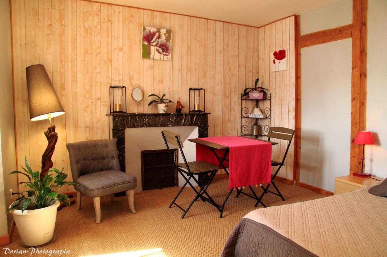 La Pierre Trouee Chambre D'Hotes Châteauneuf-de-Randon 외부 사진
